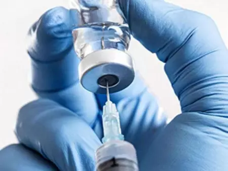 Вакцинация COVID-19 связана с меньшим снижением передачи дельта-варианта по сравнению с альфа-вариантом
